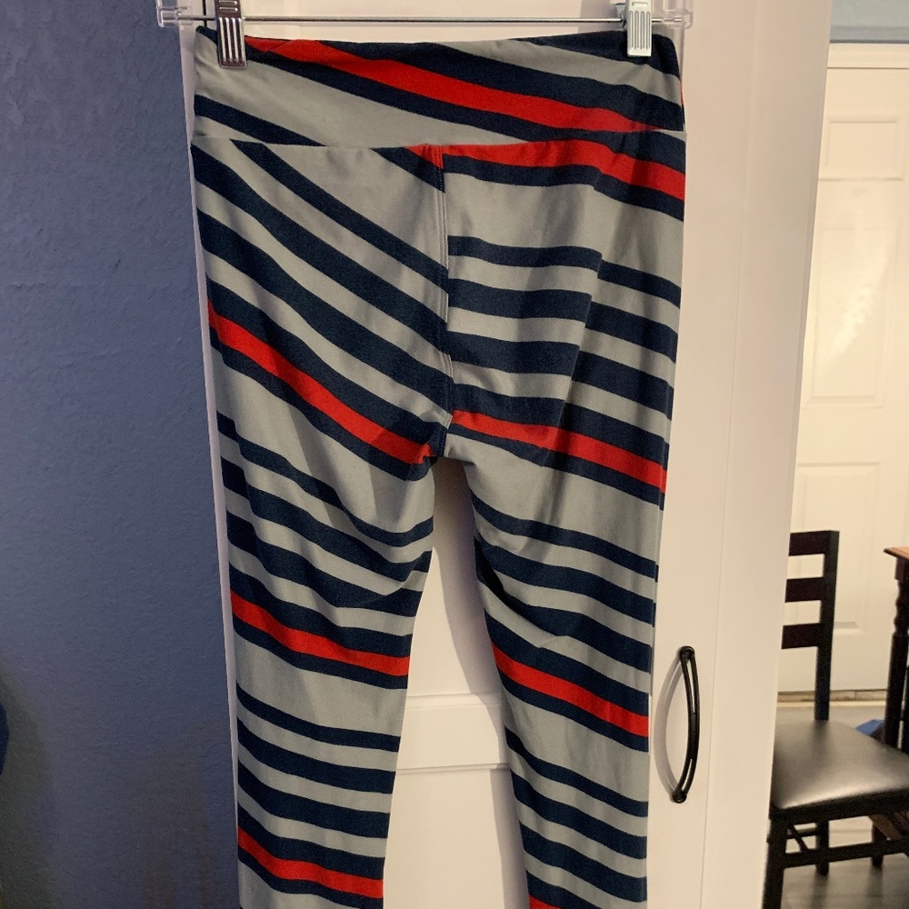 LuLaRoe Red Blue and Gray Striped Leggings